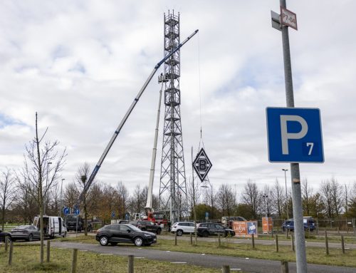 Mobilfunkmast mit Borussia-Raute errichtet